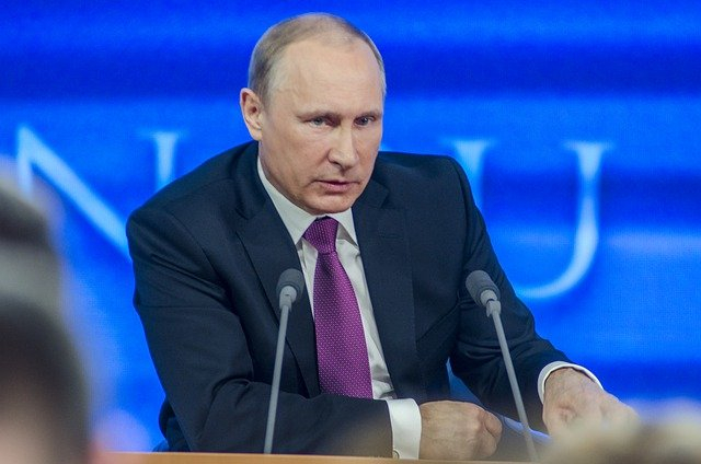 Путин сообщил, что розничный спрос в России пришел в норму