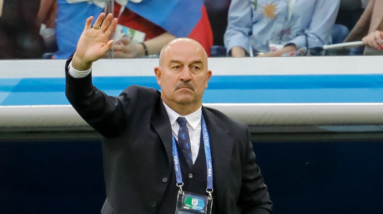 Известный комментатор жестко затролил бывшего главного тренера сборной России