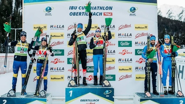 Российские биатлонисты победили в одиночной смешанной эстафете на этапе Кубка мира в Оберхофе