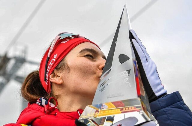 Российская лыжница Наталья Непряева победила в общем зачёте на Tour de Ski
