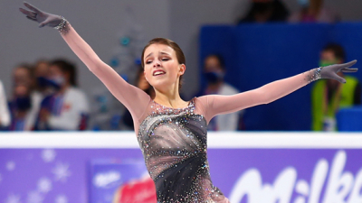 Щербакова стала студенткой Российского университета спорта и поздравила сокурсников