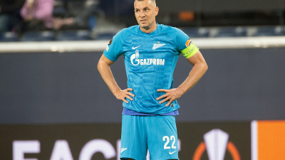 Кавазашвили заявил, что Дзюба наносит огромный ущерб российскому футболу
