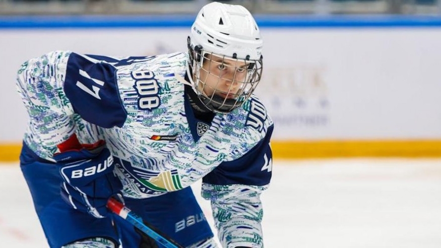 КХЛ поддержала 20-летнего хоккеиста, у которого выявили опухоль мозга