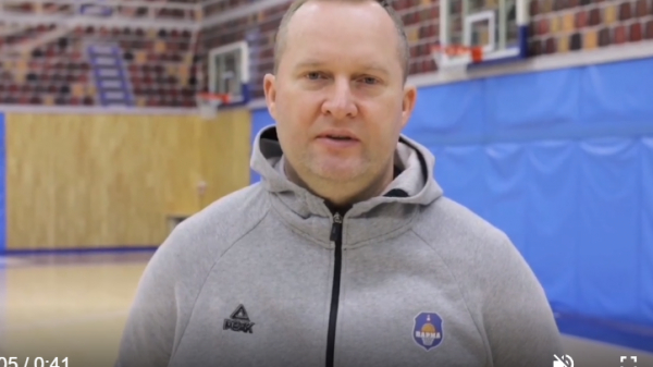 Тренер клуба баскетбольной Единой лиги ВТБ «Парма» отказался возвращаться в Пермь