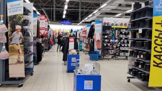 Французский бренд, который объявил о приостановке деятельности в России, продолжает работу в Петербурге