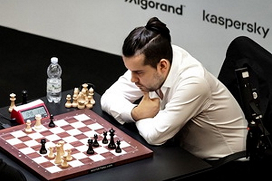 Непомнящий проиграл Лиженю в шестой партии за мировую шахматную корону