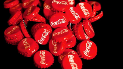 Компания Coca-Cola повысит цены на напитки в России