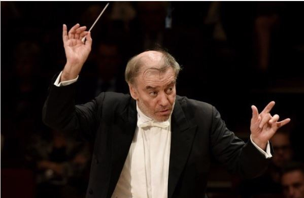 Гергиев оставит должность главного дирижера Мюнхенского филармонического оркестра