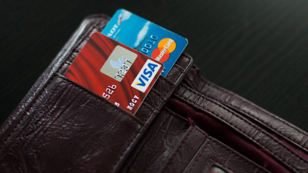 «Ягодки» без уведомления ввели комиссию: 3% для пользователей Visa и MasterCard