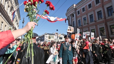 В Петербурге ветераны ВОВ получат персональную открытку с поздравлениями от губернатора