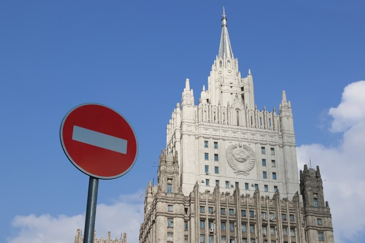 Россия выразила протест из-за задержания в Финляндии картин из российских музеев
