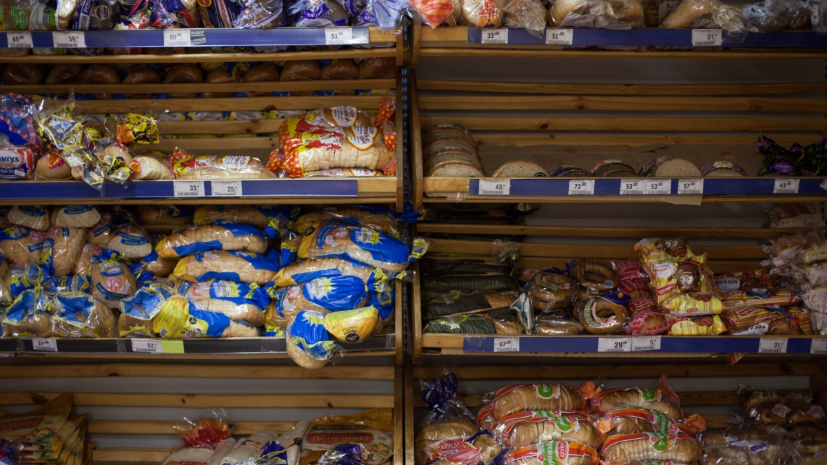 Власти Петербурга принимают меры, чтобы не допустить рост цен на хлеб