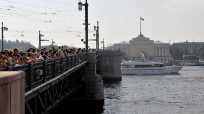Стала известна программа мероприятий в честь открытия летнего туристского сезона в Петербурге