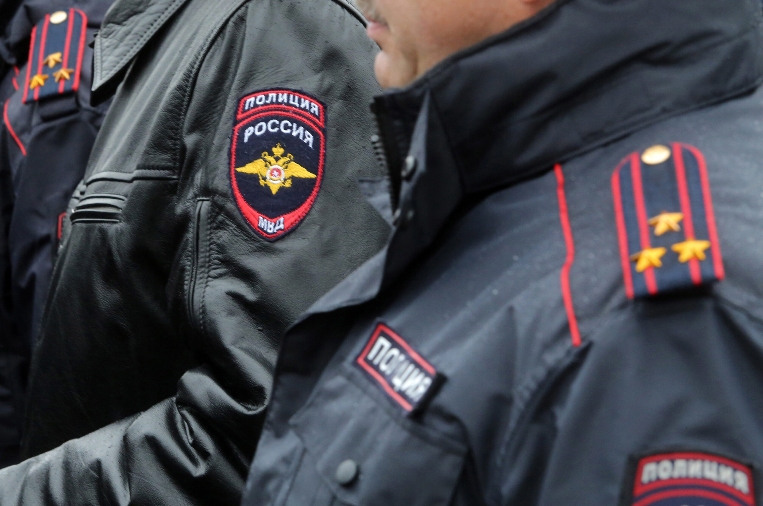 В Петербурге Полиция и Центр «Э» провели обыски в книжном на Литейном проспекте