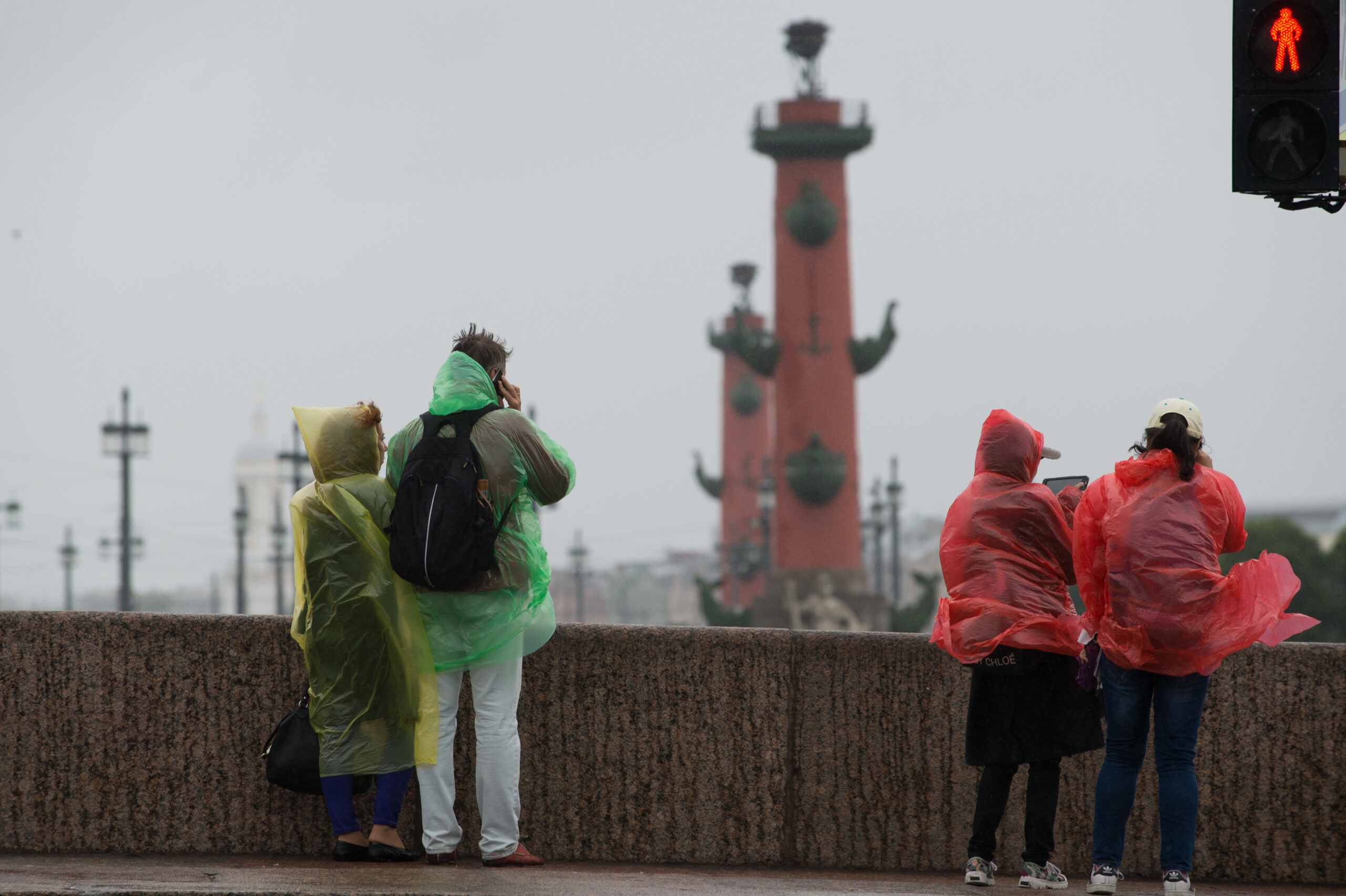Петербург накроют дожди до конца апреля 