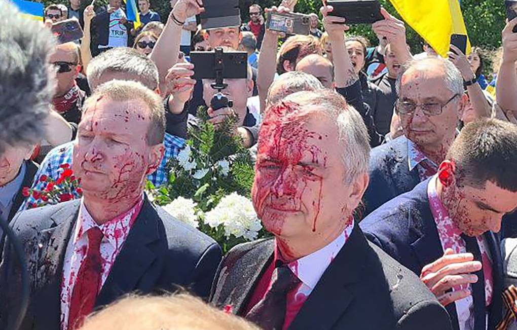 Посол Андреев обвинил властей Польши в случае с краской – «Это неслучайность!»