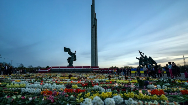 В Латвии больше нет препятствий для снова памятников времён СССР