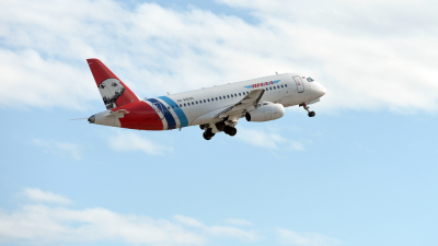 Авиакомпания «Ямал» вводит дополнительные рейсы южных направлений