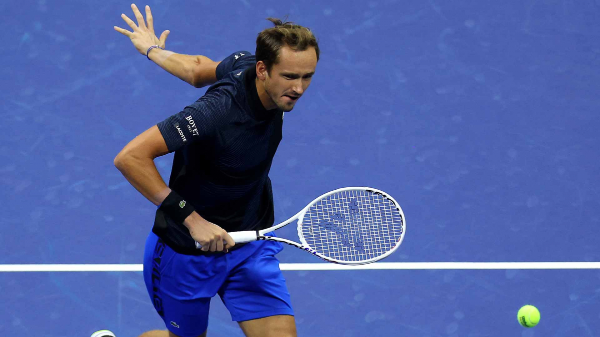 Медведев потеряет первую строчку в рейтинге ATP