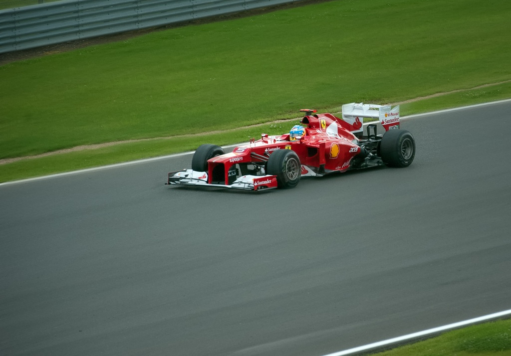 Всемирный совет FIA внес изменения в спортивный регламент «Формулы-1»