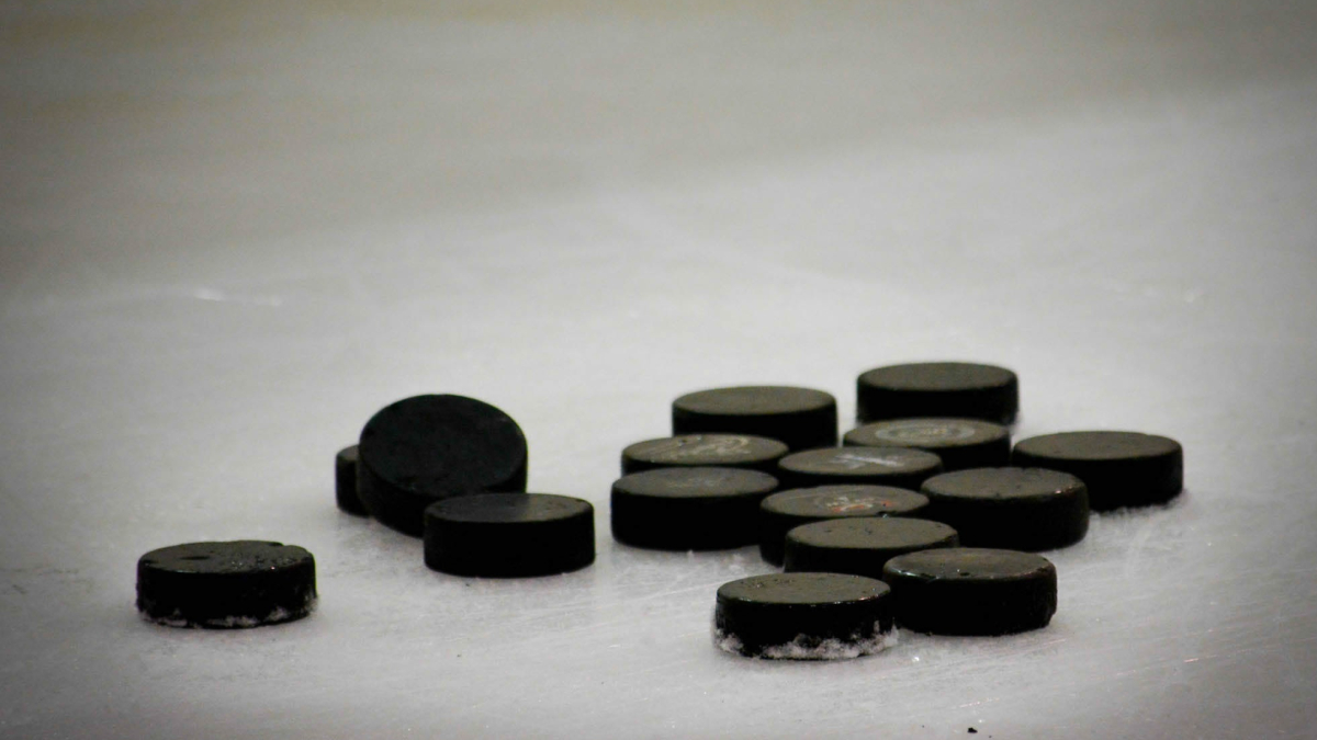«Баффало» поразил НХЛ, забив три шайбы за три минуты от начала игры с «Монреалем»