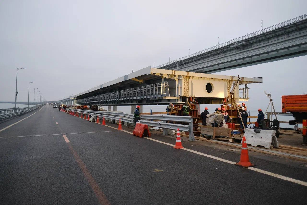 На Крымском мосту завершился очередной этап ремонтных работ