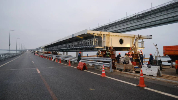 На Крымском мосту завершился очередной этап ремонтных работ