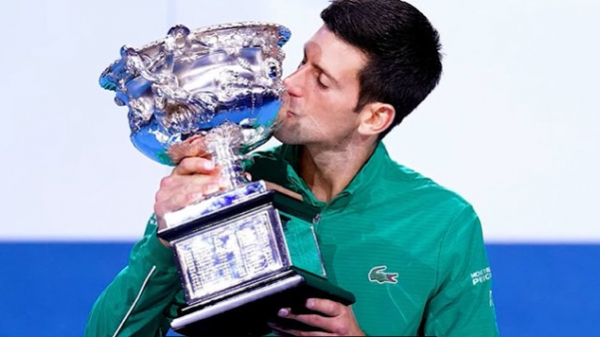 Джокович выиграл турнир по теннису  в Аделаиде с призовым фондом более 640 тыс. долларов