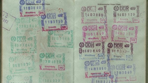 ЕС выдвигает невыполнимые условия для россиян при оформлении виз