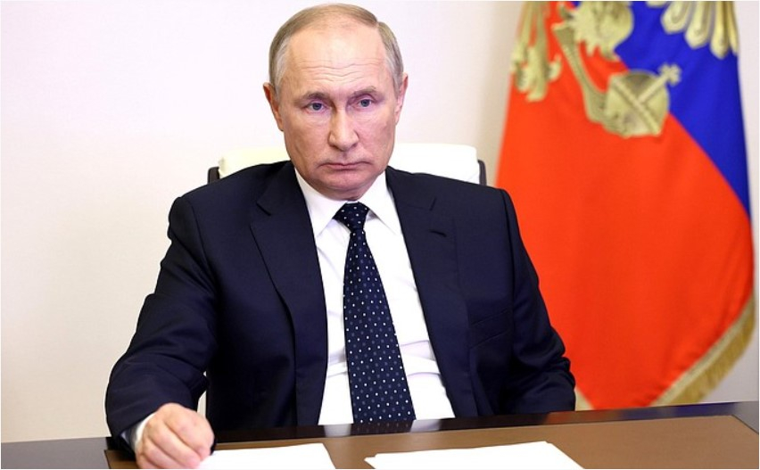 Путин назвал лицемерием отказ Киева от прекращения огня в Сочельник