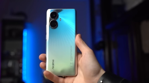 Китайские смартфоны Realme начали блокировать в России