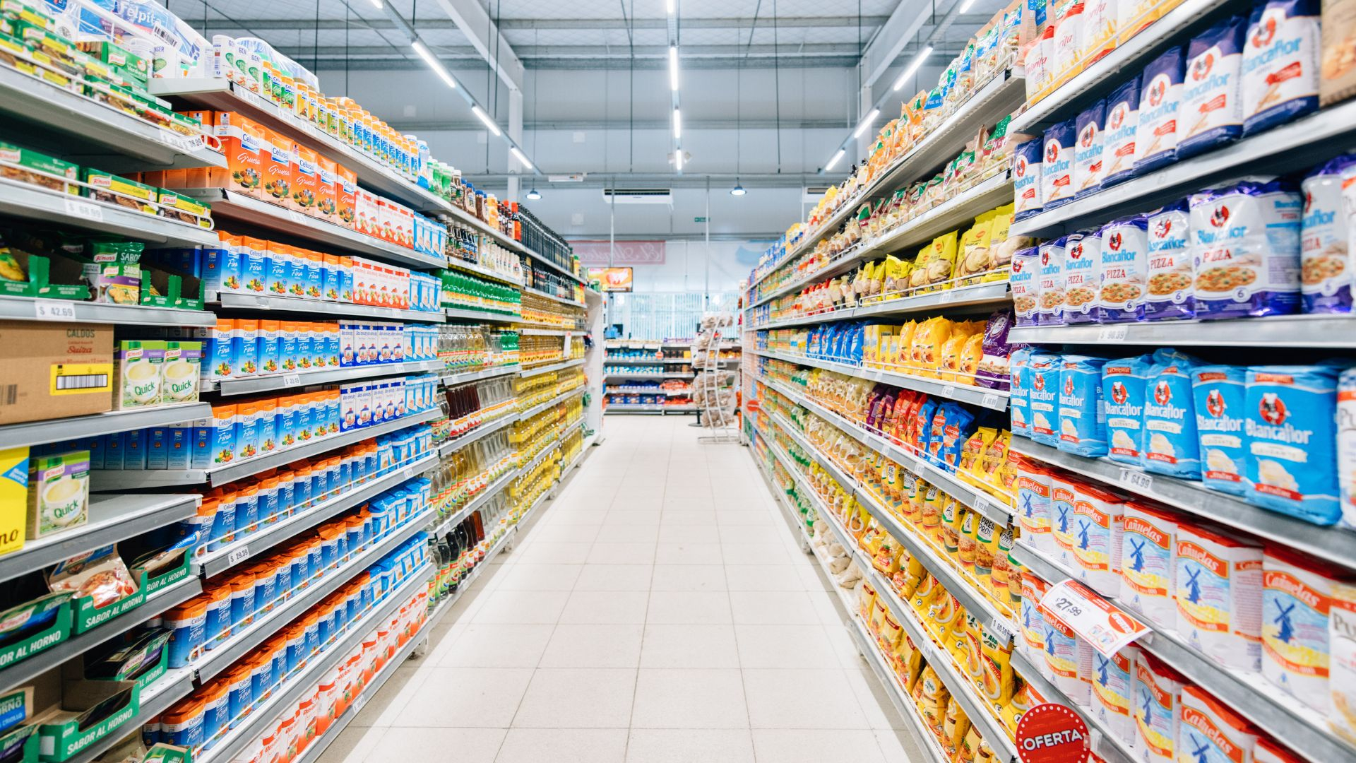 Many market. Supermarker. Baku supermarket adlari.