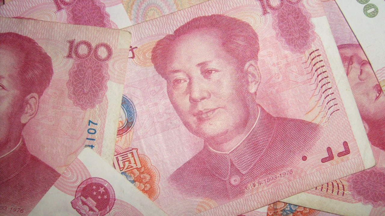 Россияне стали хранить сбережения в юанях — Центробанк России