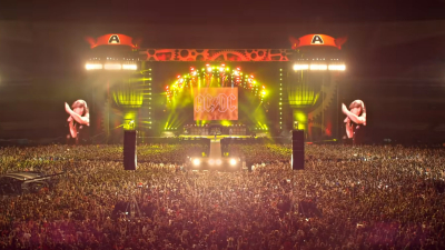 Группа AC/DC выйдет на сцену в Калифорнии после семи лет перерыва