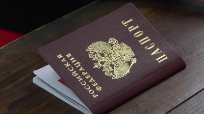 В России хотят запретить смену пола в паспорте и других документах