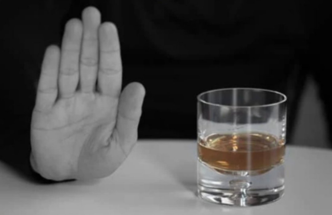 Нарколог Антон Масякин рассказал о наследственности алкоголизма