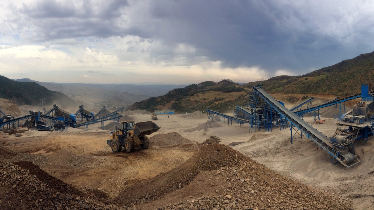 В Китае начали бурить самую глубокую шахту в мире