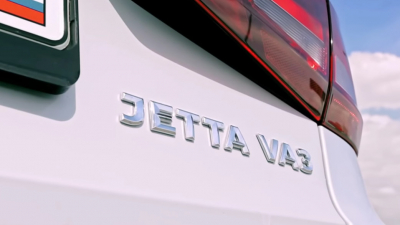 В Россию завезли седан Jetta VА3 за 2 млн рублей