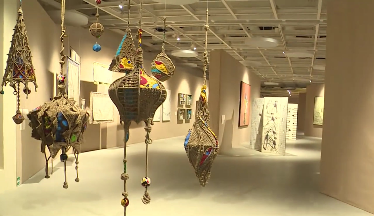 Выставка современного африканского искусства без стереотипов открылась в Петербурге