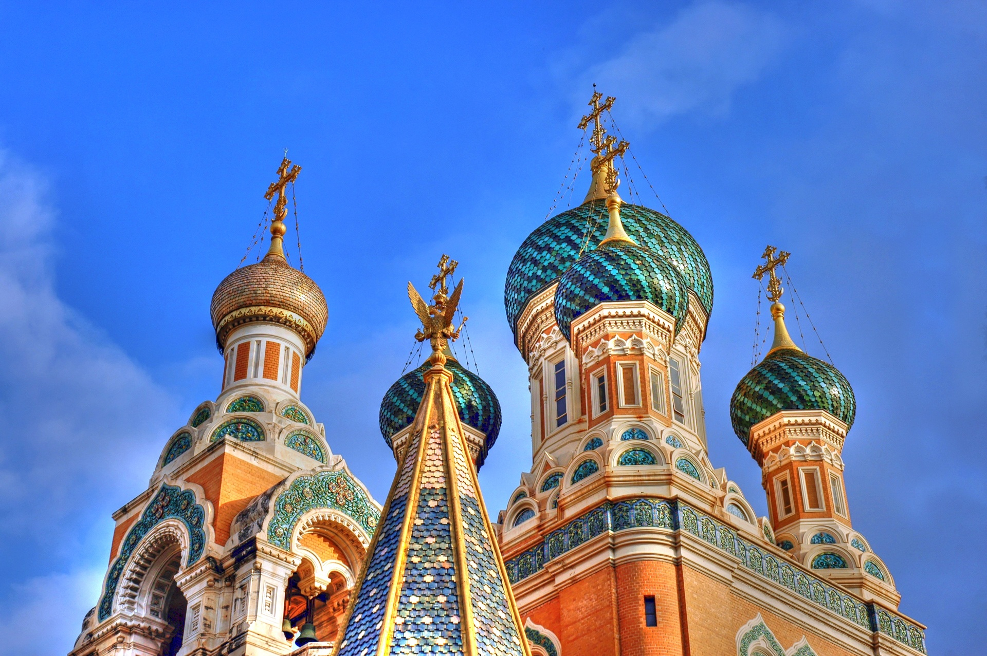 Противоречивая история: как русские православные отмечают Крестопоклонение