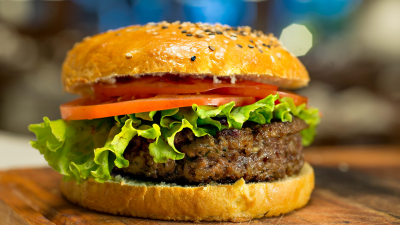 Помидоры в Burger King отправились в «отпуск» из-за дефицита продуктов в Индии