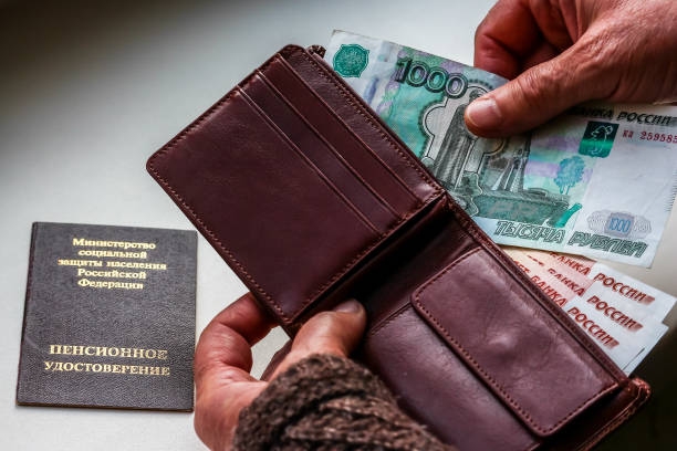 Депутаты Госдумы приняли закон о повышении пенсионных выплат в 2024 году
