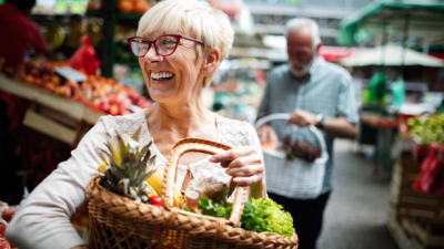 Мужчинам и женщинам нужны разные диеты для долголетия — исследование