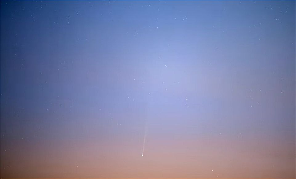 Видео, которое захватывает дух. На фото запечатлен полет кометы Нишимура