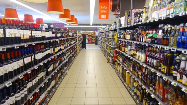 Лицензия на продажу крепкого алкоголя приостановлена в 500 магазинах «Пятёрочки»