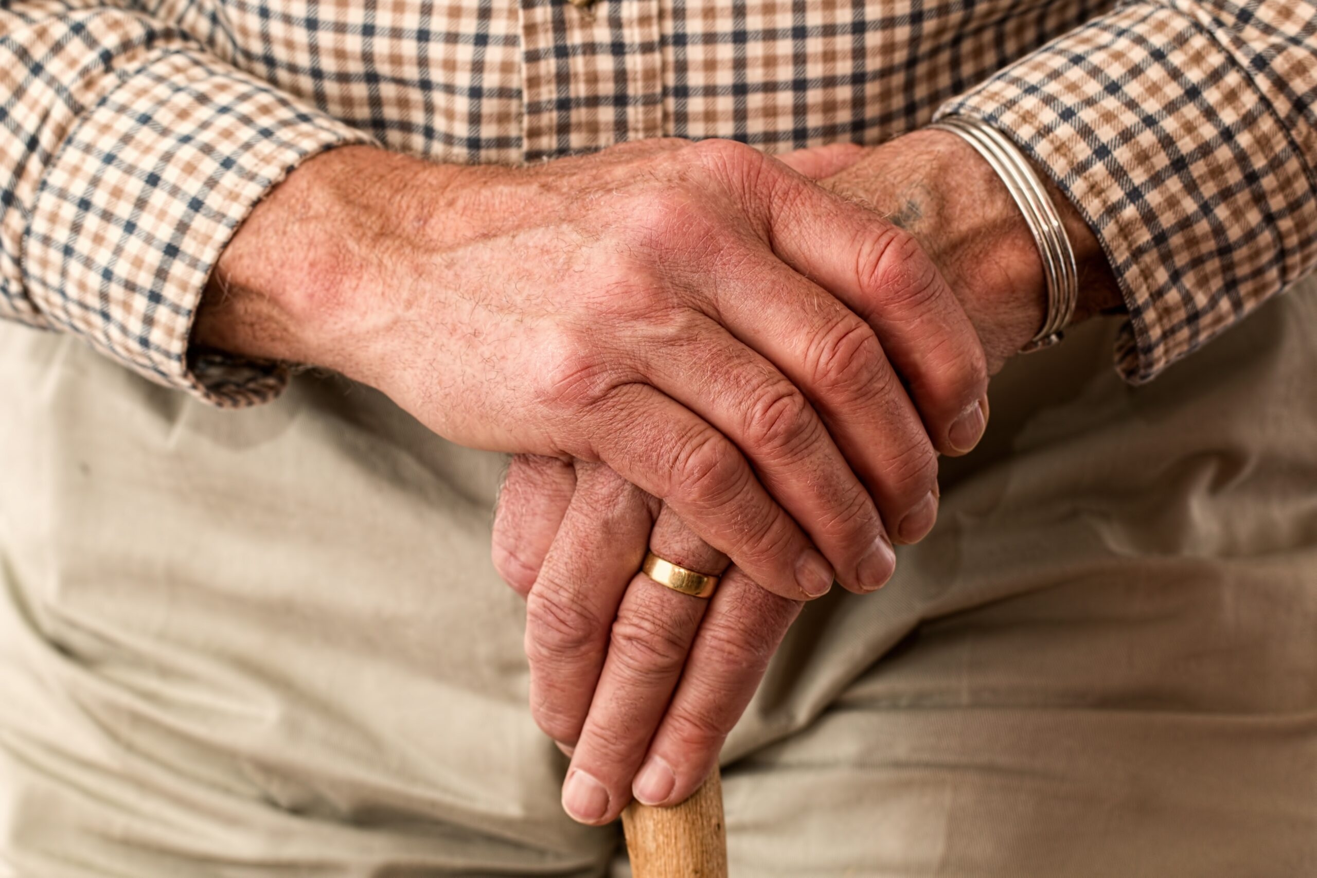 Как жить долго и без стресса – советы от самых старых людей в мире