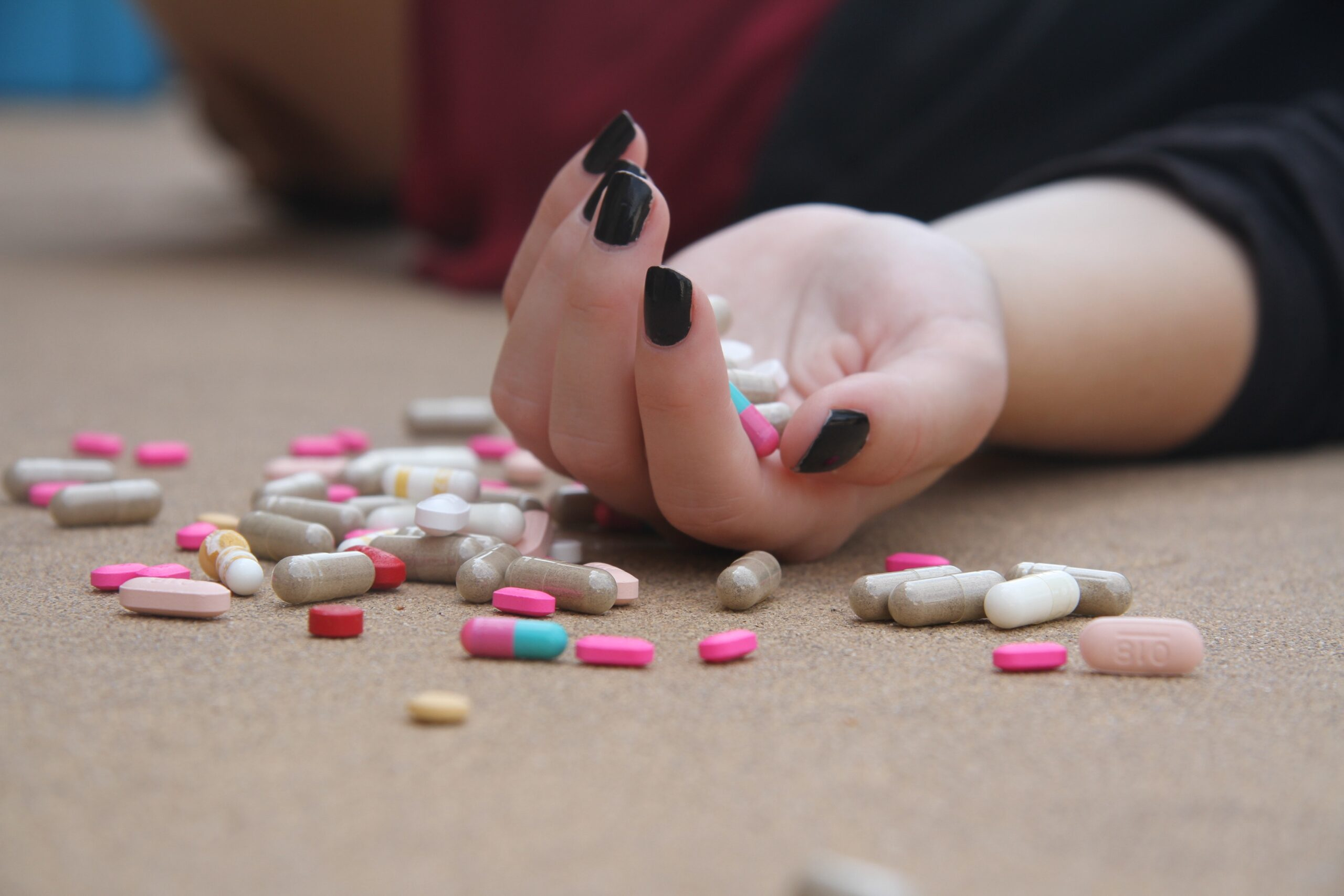 Депрессия и суицидальные мысли стали побочками от современных антибиотиков