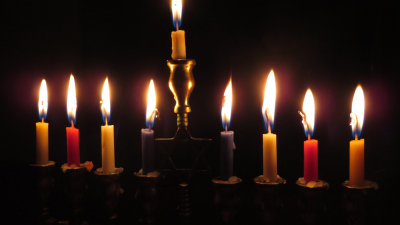 Общие правила зажжения свечей в храмах: что нужно знать верующим