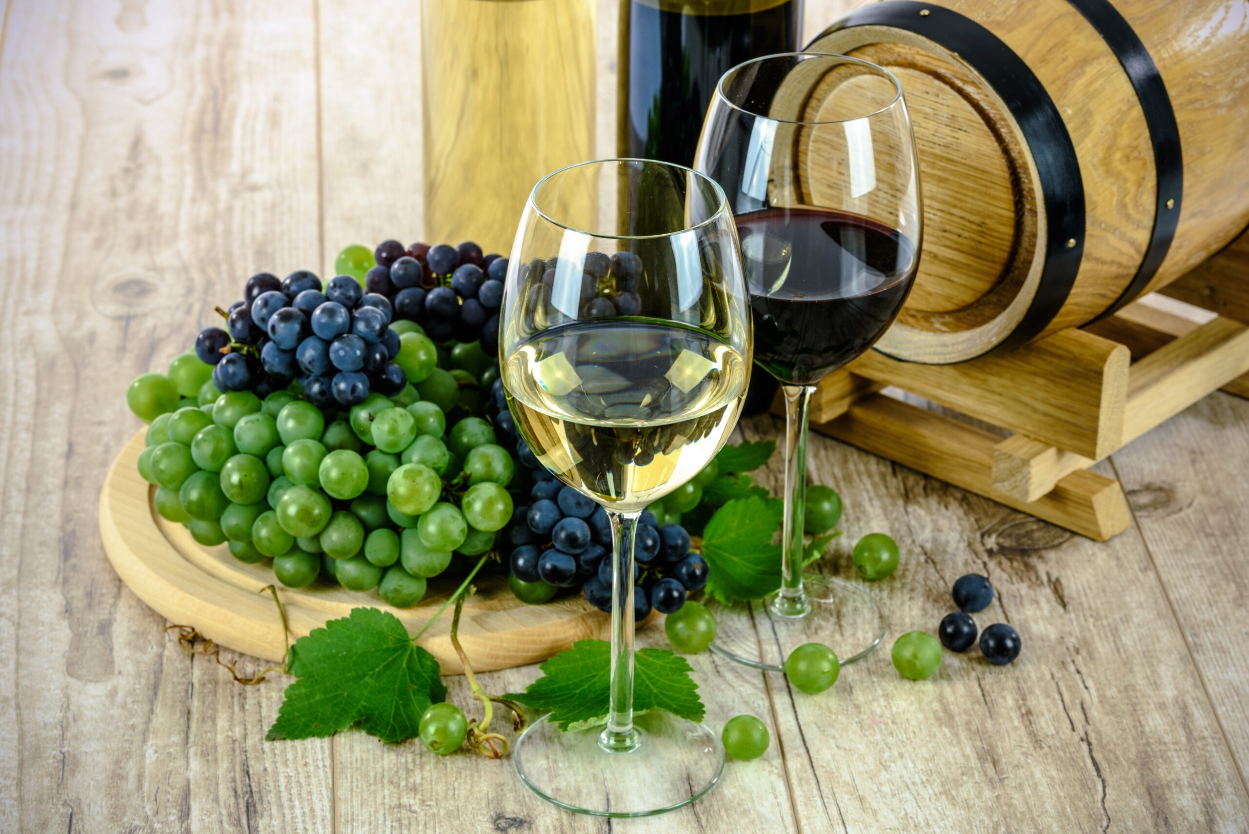 Любители вина меньше болеют некоторыми видами рака — испанские ученые