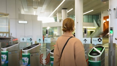 Повышение цен на транспорт в Москве сделает популярным оплату по биометрии